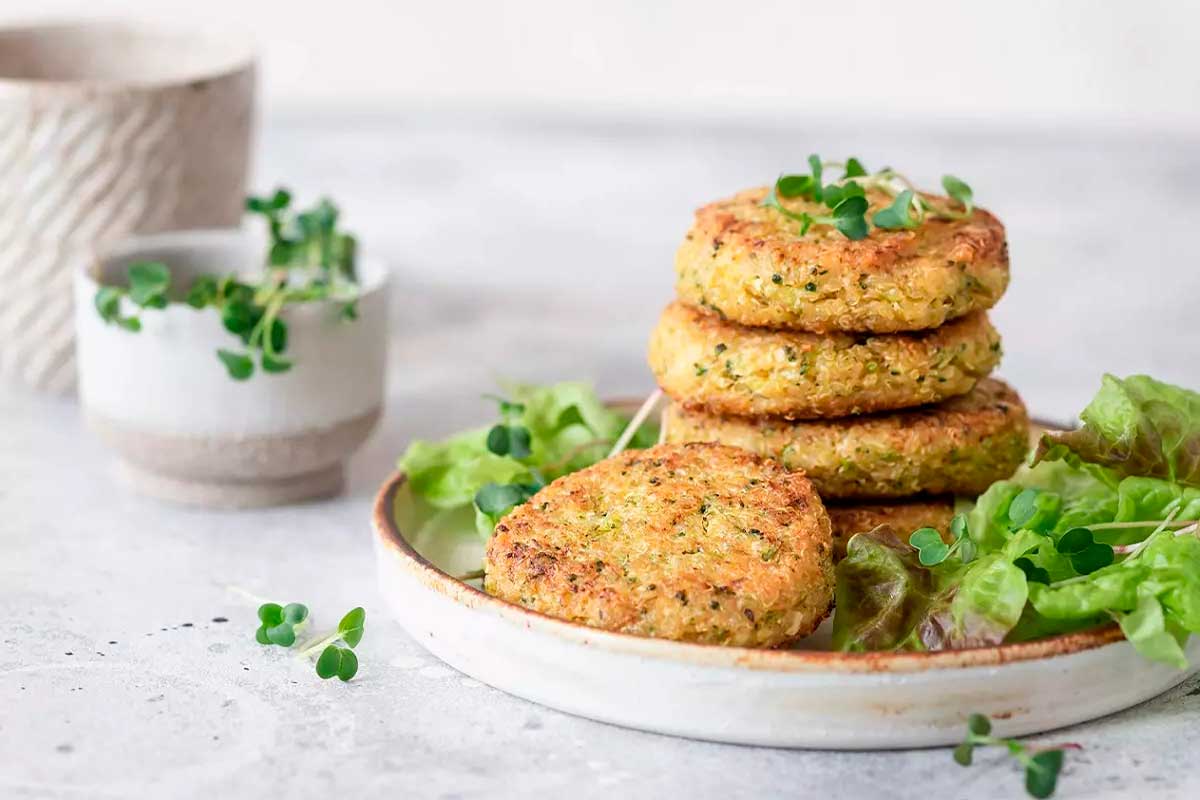 Receta-de-tortitas-de-quinoa-con-zanahoria